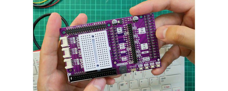 Maker HAT Base, allows you to easily access the Raspberry Pi 400 GPIO pins