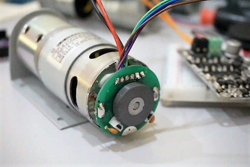 Measuring DC Motor RPM Through Built-in Hall Sensor Encoder